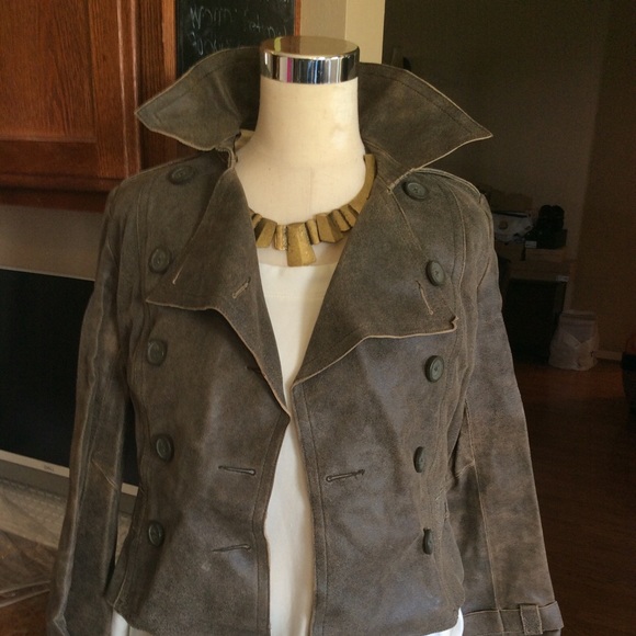 Leather Vintage Preowned Express PrecisionTaupe Distressed Jacket, size 4 - Picture 2 of 16